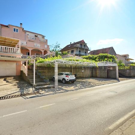 Stradioti Apartments Tivat Bagian luar foto