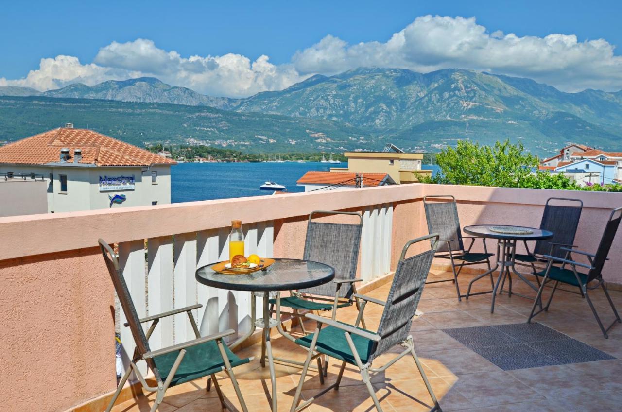 Stradioti Apartments Tivat Bagian luar foto