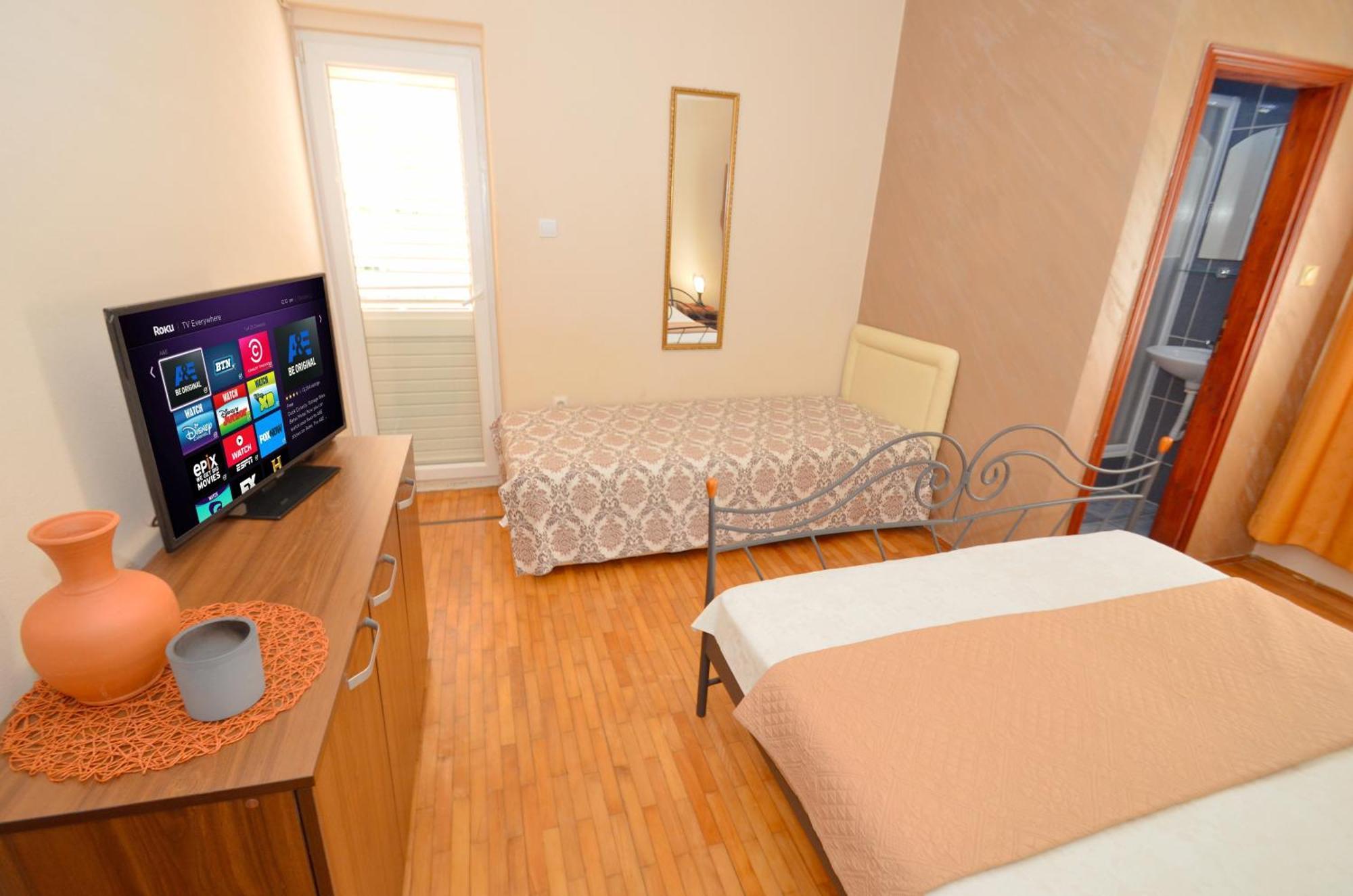 Stradioti Apartments Tivat Bagian luar foto